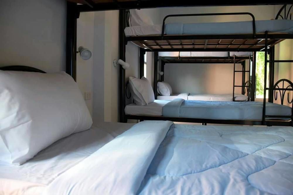 Auberge de jeunesse Baan Longhaad à Ko Lanta Extérieur photo