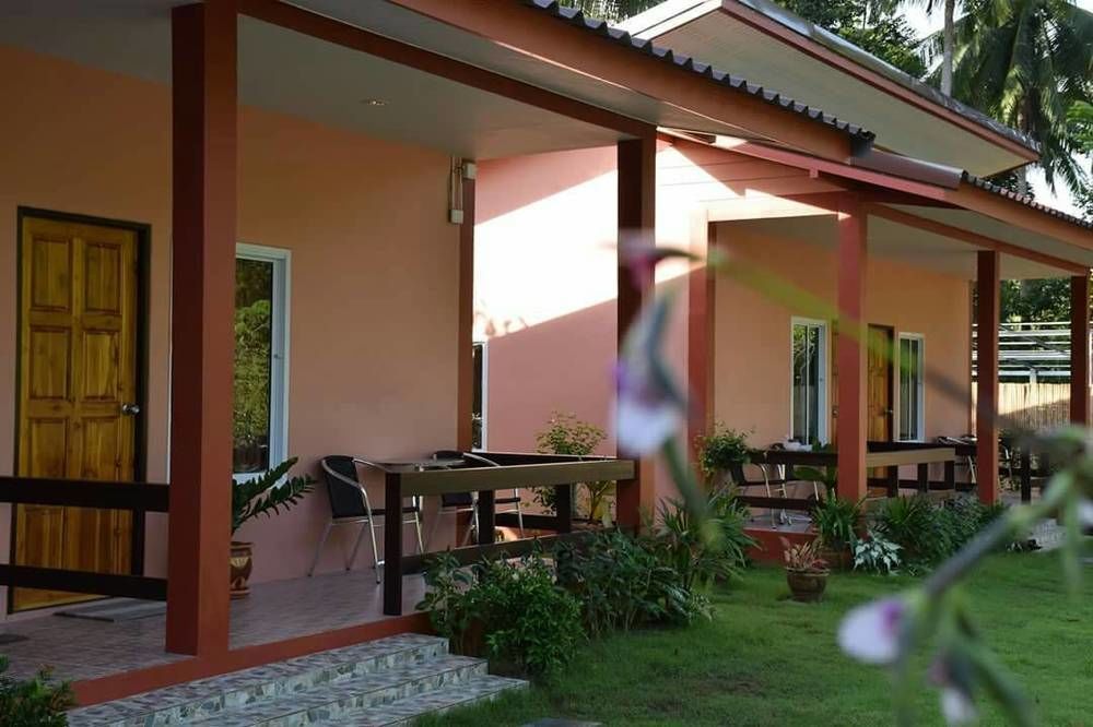 Auberge de jeunesse Baan Longhaad à Ko Lanta Extérieur photo