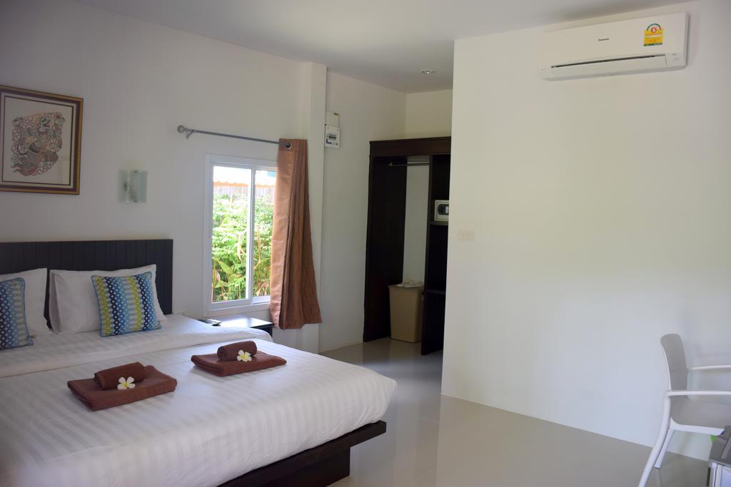 Auberge de jeunesse Baan Longhaad à Ko Lanta Extérieur photo